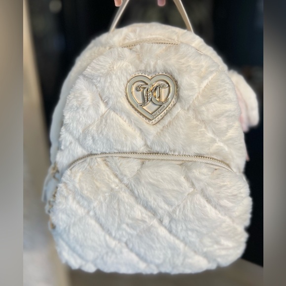 🩷🩷NWT-JUICY COUTURE “LETS GET COZY” FAUX FUR SUPER SOFT BACKPACK🩷🩷 - Picture 3 of 11